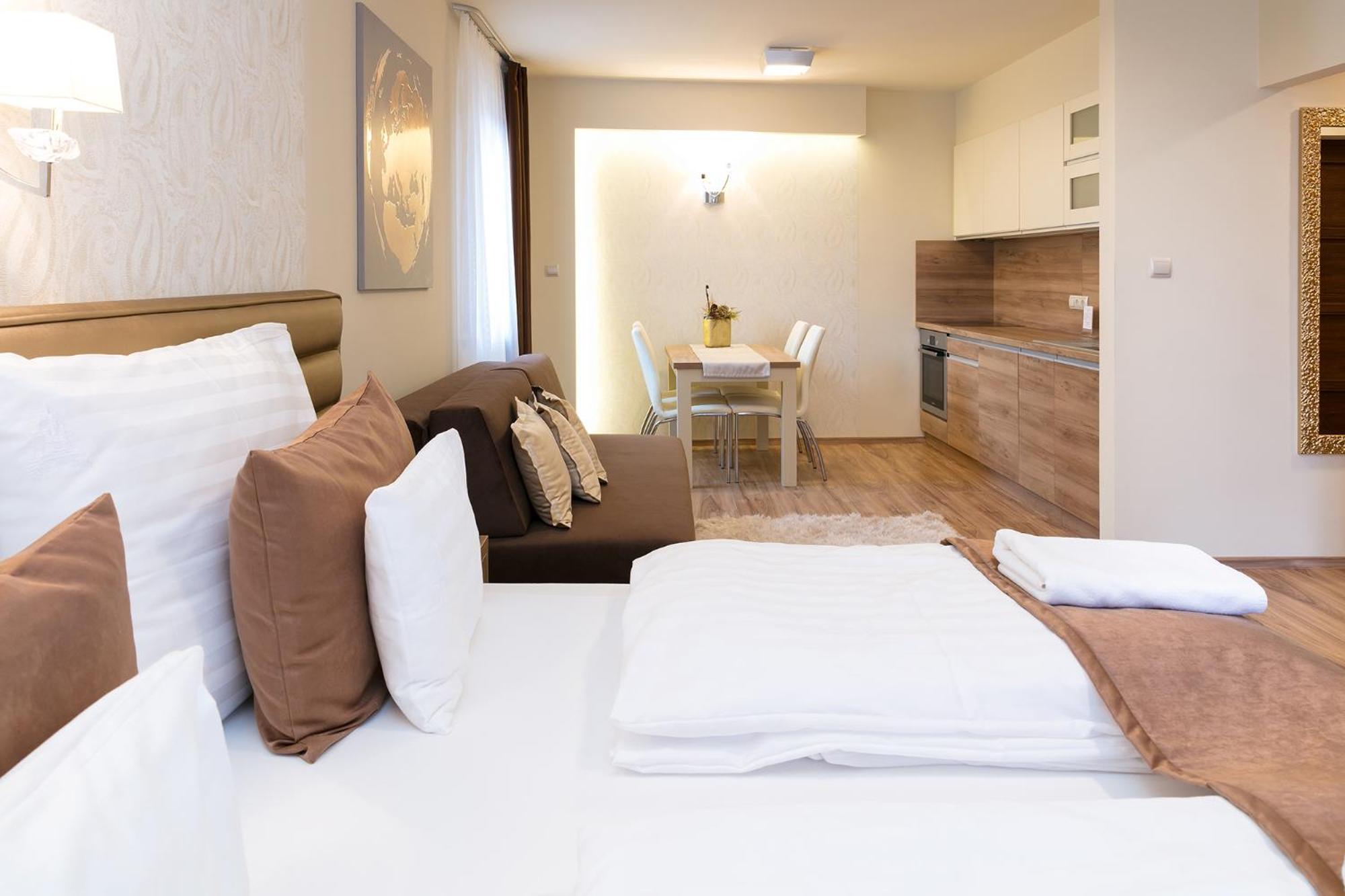 Foter Rezidencia 3 Appartement Győr Buitenkant foto