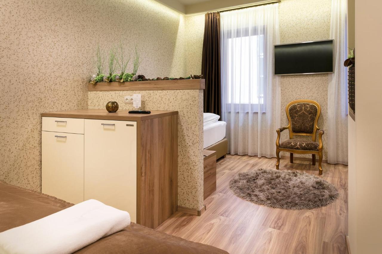 Foter Rezidencia 3 Appartement Győr Buitenkant foto